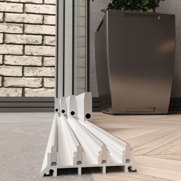 4 railsysteem wit met helder glas van 3000 tot 4000 mm breed met totale hoogte van 1970 mm tot 2700 mm