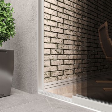 4 railsysteem wit met getint glas van 3000 tot 4000 mm breed met totale hoogte van 1970 mm tot 2700 mm