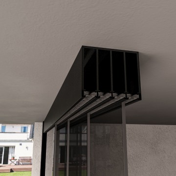 4 railsysteem zwart met getint glas van 3000 tot 4000 mm breed met totale hoogte van 1970 mm tot 2700 mm