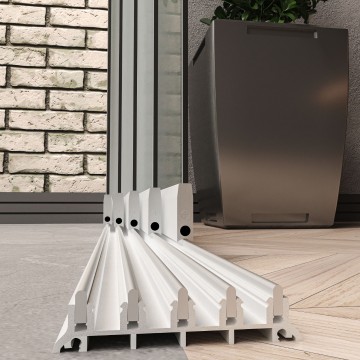 5 railsysteem wit met helder glas van 4000 tot 5000 mm breed met totale hoogte van 1970 mm tot 2700 mm