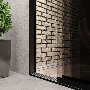 5 railsysteem zwart met getint glas van 4000 tot 5000 mm breed met totale hoogte van 1970 mm tot 2700 mm