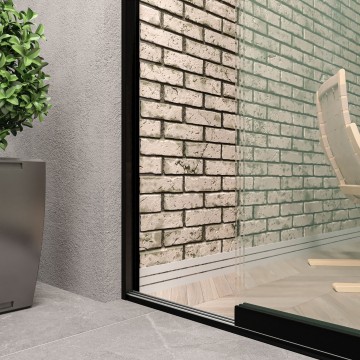 6 railsysteem zwart met helder glas van 5000 tot 6000 mm breed met totale hoogte van 1970 mm tot 2700 mm